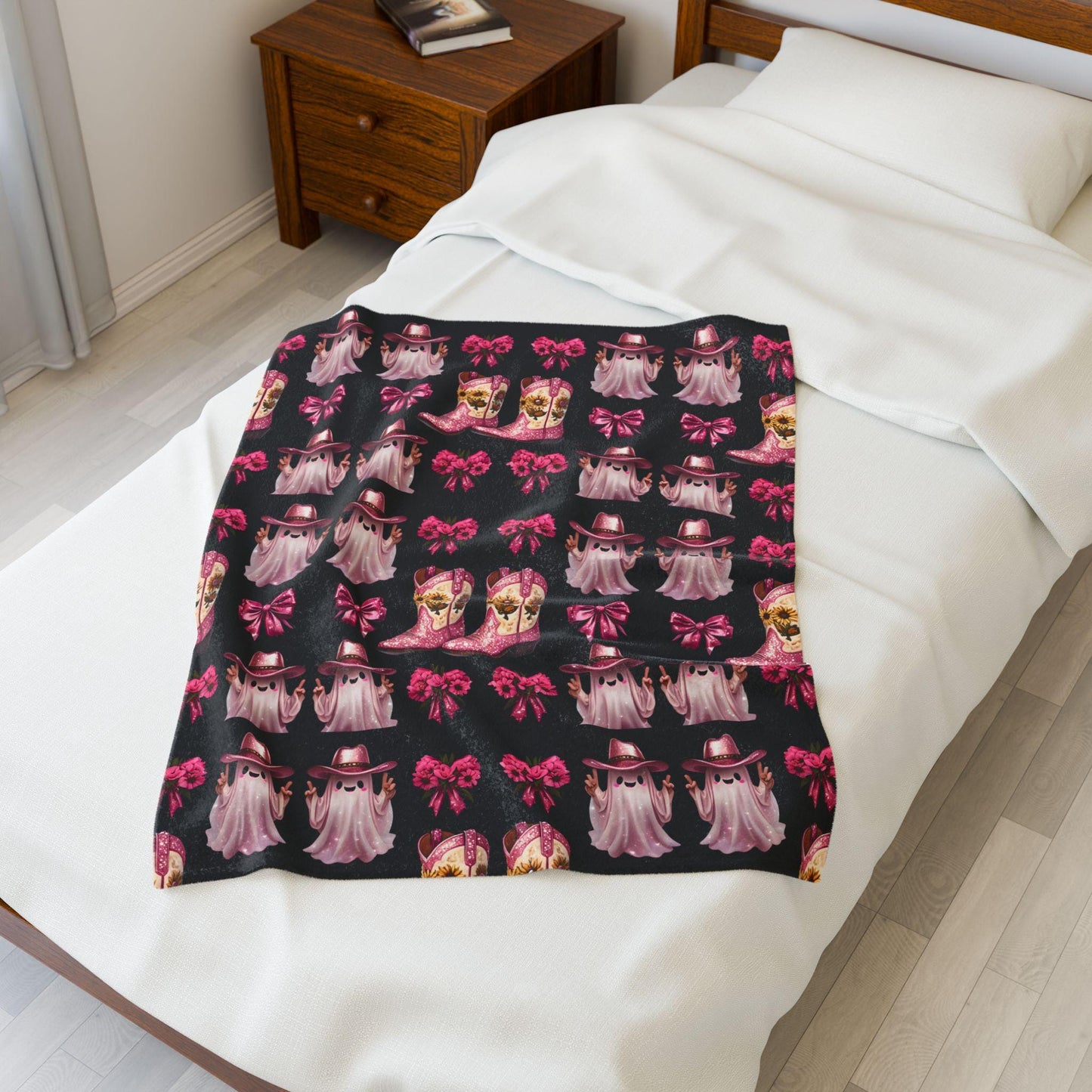 Pink Western Plush Blanket: Glam Cowgirl Home Decor Throw