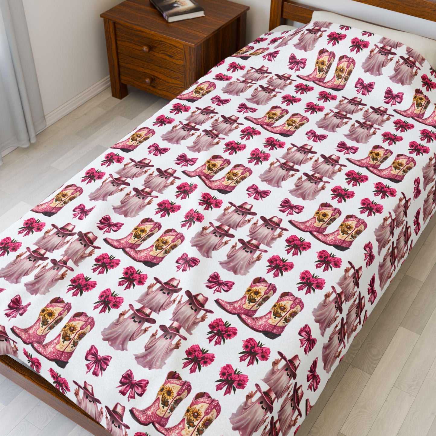 Pink Western Plush Blanket: Glam Cowgirl Home Decor Throw