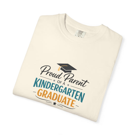 Proud Parent of a Kindergarten Graduate T-Shirt | Graduation Cap Design