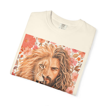 Jesus Lion of Judah split face portrait T-Shirt | Inspirational faith tee