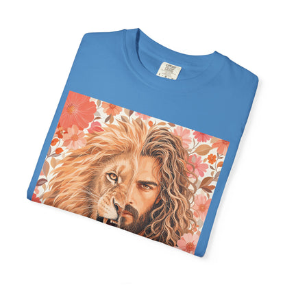 Jesus Lion of Judah split face portrait T-Shirt | Inspirational faith tee