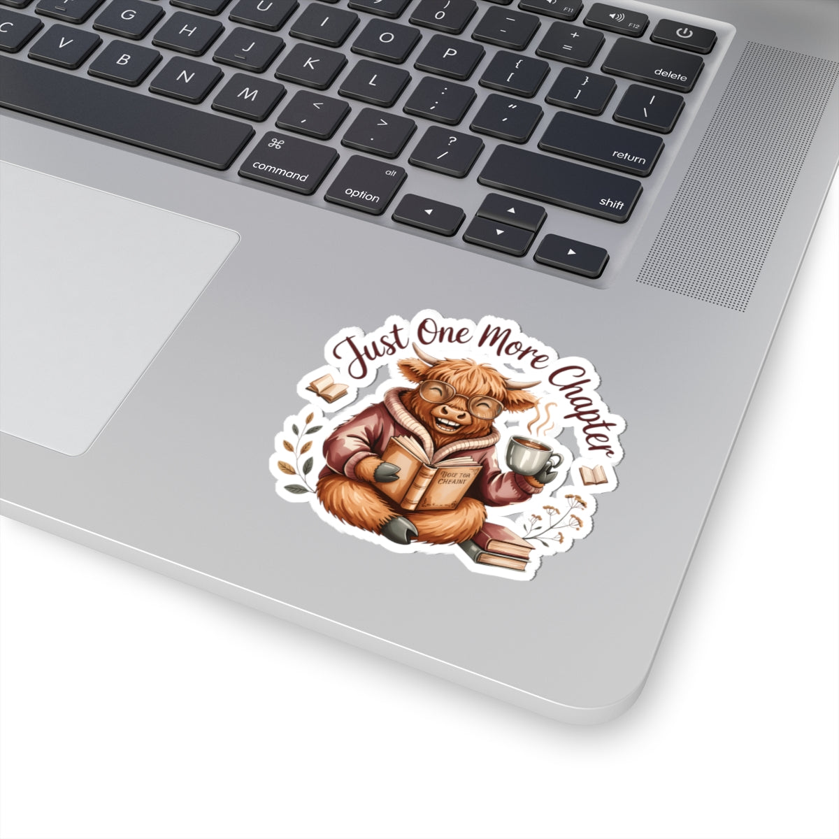 Just One More Chapter Highland Cow Sticker | Kiss-Cut Reading Vinyl