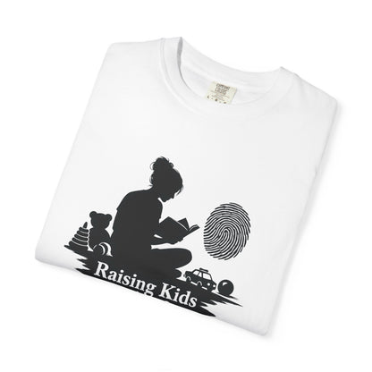 Raising Kids and Reading Crime T-shirt | Mom Reader Detective Design