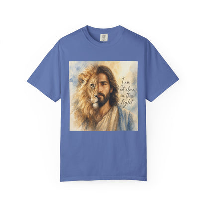 Jesus Lion Graphic T-Shirt — "I Am Not Alone in This Fight" Christian Faith Tee