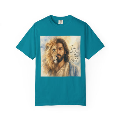 Jesus Lion Graphic T-Shirt — "I Am Not Alone in This Fight" Christian Faith Tee