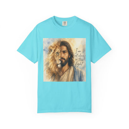 Jesus Lion Graphic T-Shirt — "I Am Not Alone in This Fight" Christian Faith Tee