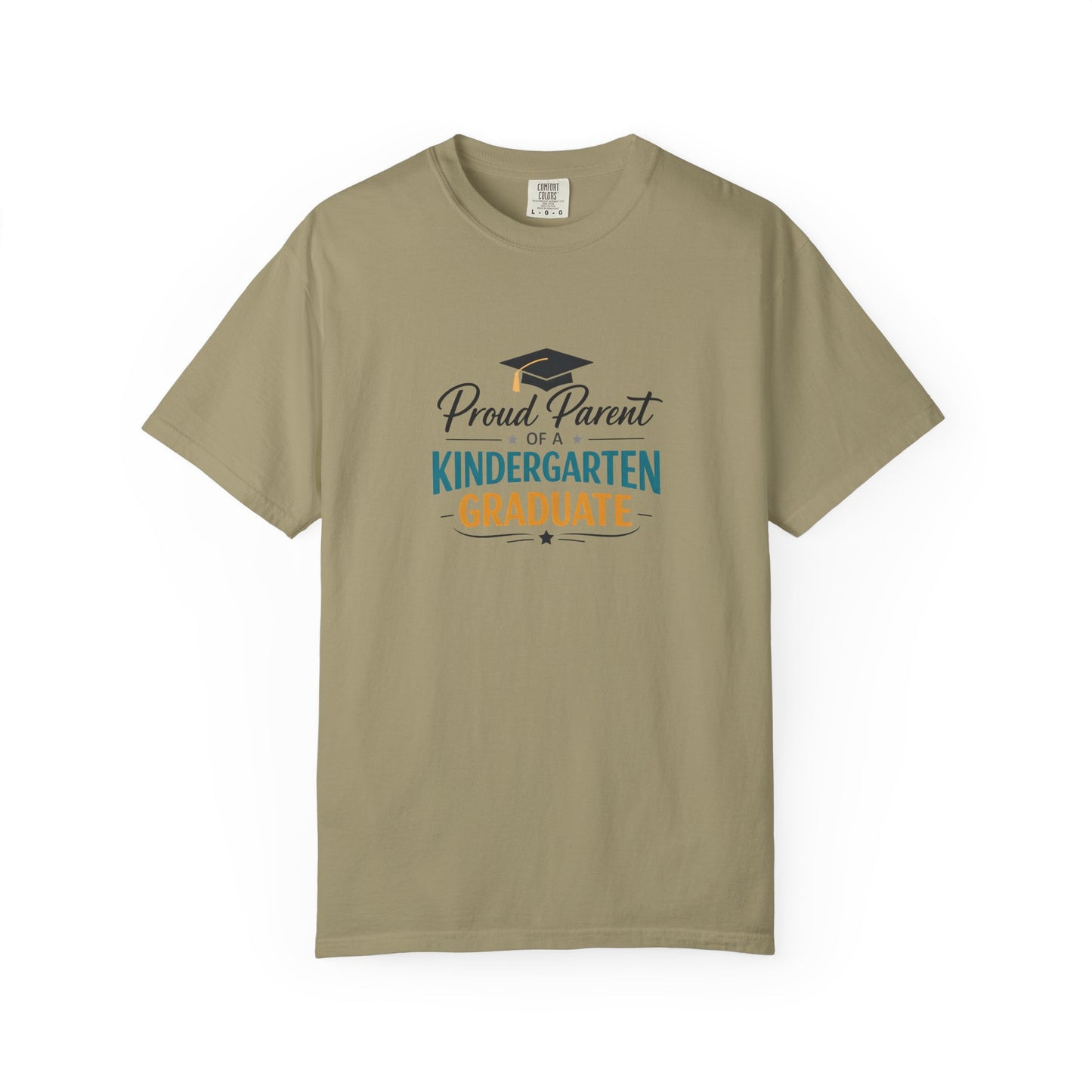 Proud Parent of a Kindergarten Graduate T-Shirt | Graduation Cap Design