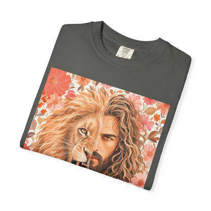 Jesus Lion of Judah split face portrait T-Shirt | Inspirational faith tee