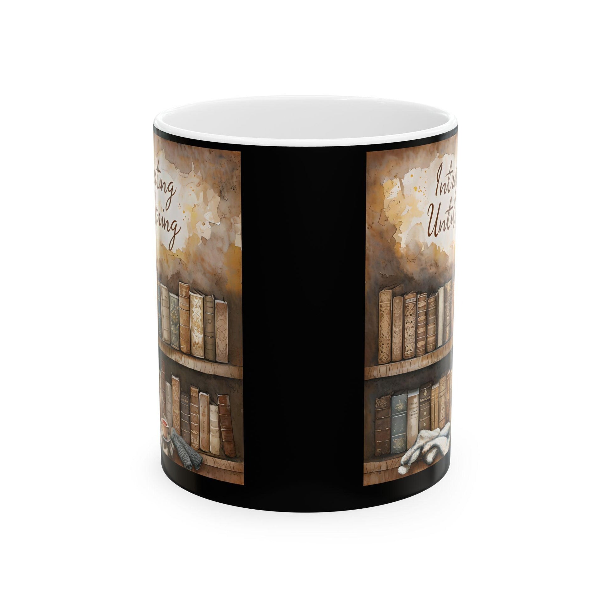 Literary Ceramic Coffee Mug: Bookshelf & Cat Design - Gift for Book Lovers