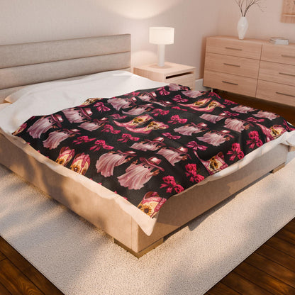 Pink Western Plush Blanket: Glam Cowgirl Home Decor Throw